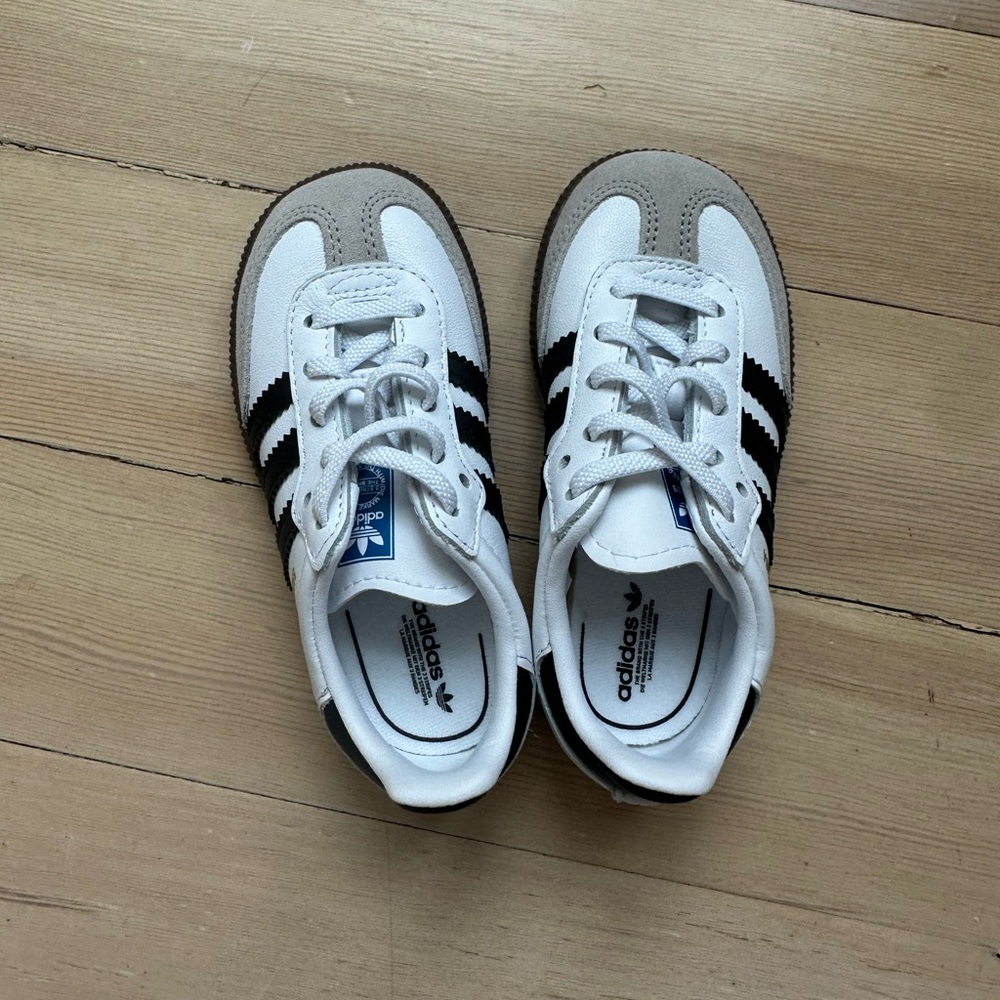 BRAND NEW Adidas Kids White and Black Sneakers